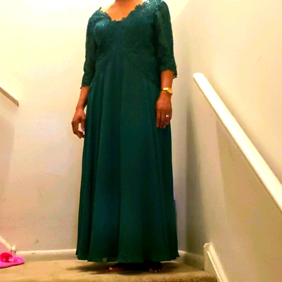 JJs House social dress - Picture 3 of 7